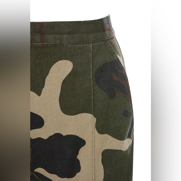 Mistress Rocks 'LIVESTRONG' Camo Combat Joggers XS - Picture 2 of 8